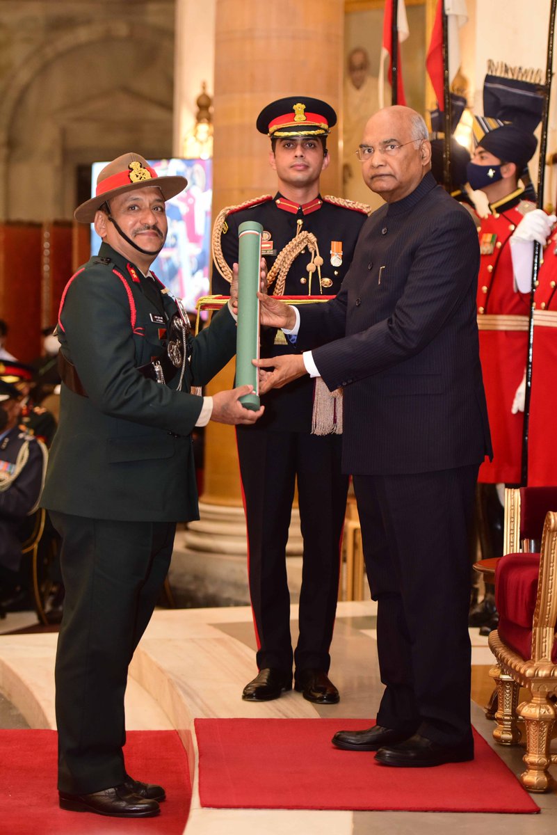 rashtrapatibhvn's tweet photo. President Kovind presents Ati Vishisht Seva Medal to Major General Ajay Kumar Verma, The Infantry. https://t.co/tqti1DvGS6
