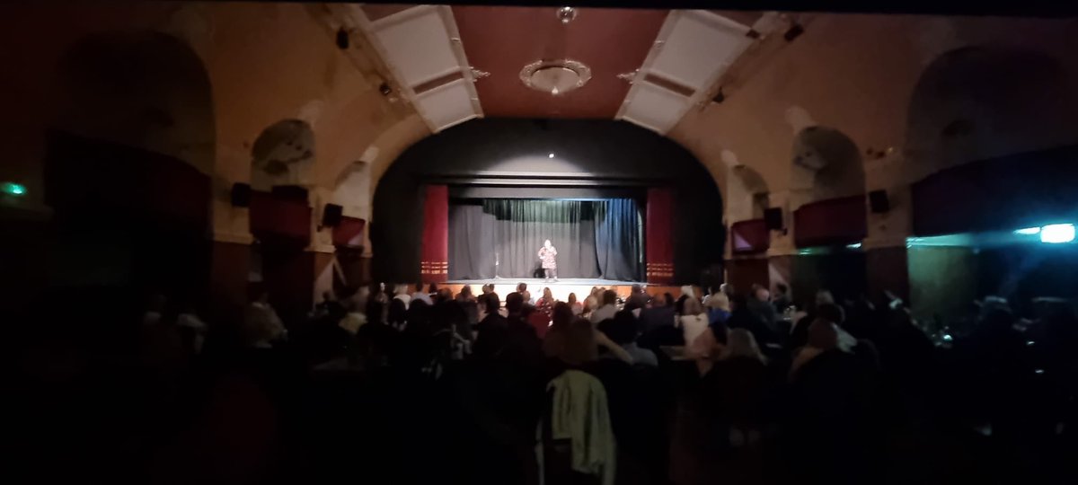 Howlcomedy1's tweet image. Tickets selling well for our 2 festive shows:

🎄Sat 11 Dec Paget Rooms #Penarth with @PaulJamescomedy @MrChrisChopping @Eleri_Morgan + more
➡️ bit.ly/HowlDec11

🤶 Thu 16 Dec at @TramshedCF 
with @Emanuelcomedy + support TBA
➡️ bit.ly/HowlDec16 

&amp;amp; MC @lornacomedy!