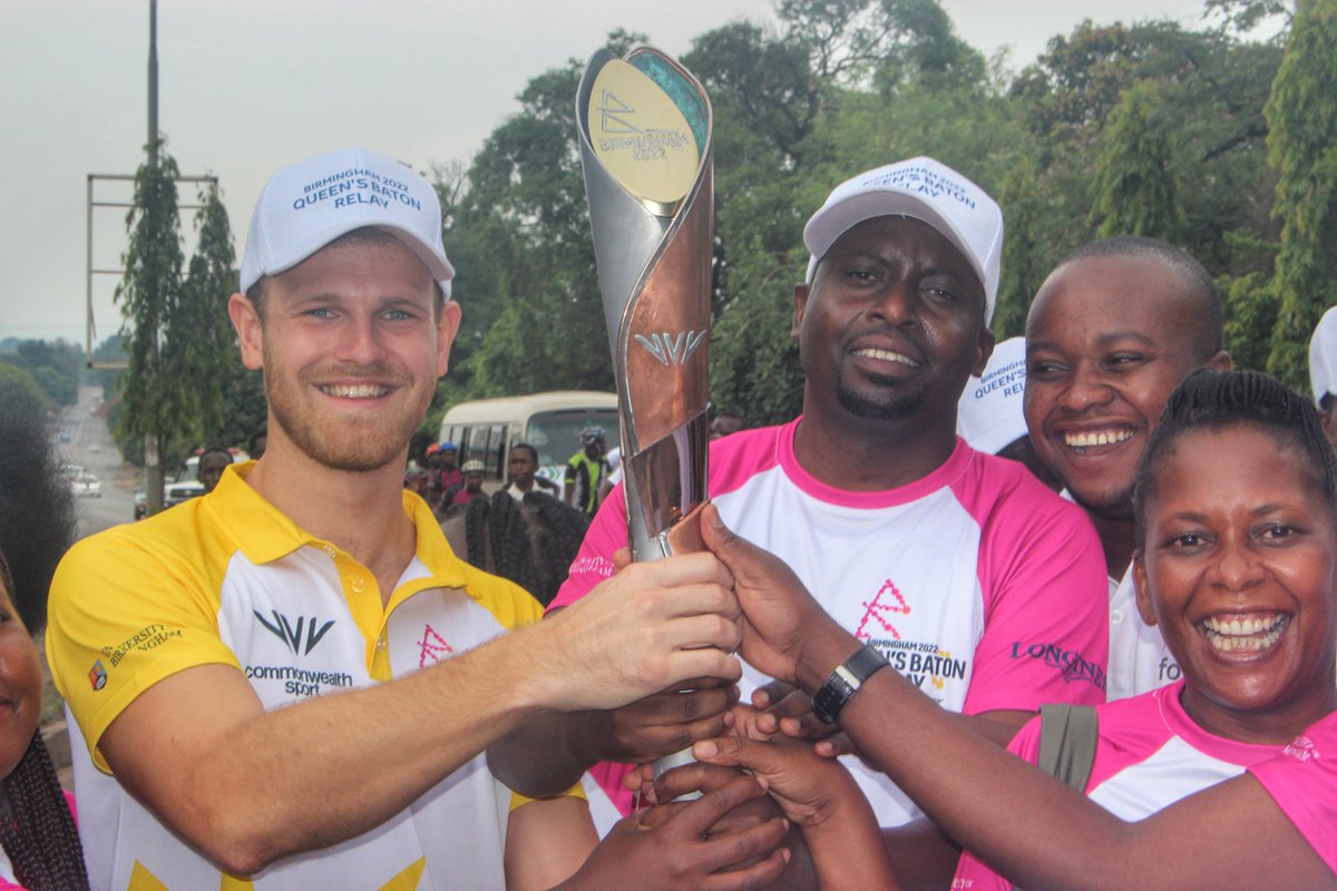 PIF_Zambia's tweet image. What a day!👏

Thanks to the hundreds of children that took part in the Commonwealth Queens Baton Relay #Livingstone🇿🇲
Celebrating &amp;amp; embracing diversity &amp;amp; inclusion through the promotion of global sport for development!

@NOC_Zambia @UKinZambia @zmBritish @unibirmingham 
#QBR2022