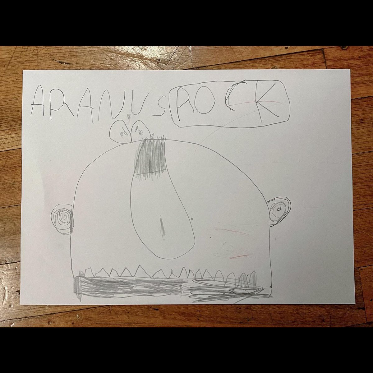 javi_ver's tweet photo. Testing the lookdev  workflow with redshift and houdini.
I have taken a drawing of my son Aran that he made the other day, a monster called "Rock".
There are two versions because I saw a nose in the drawing but he said it was the tongue , so it was better to do both ... https://t.co/wyaoBpPBUy