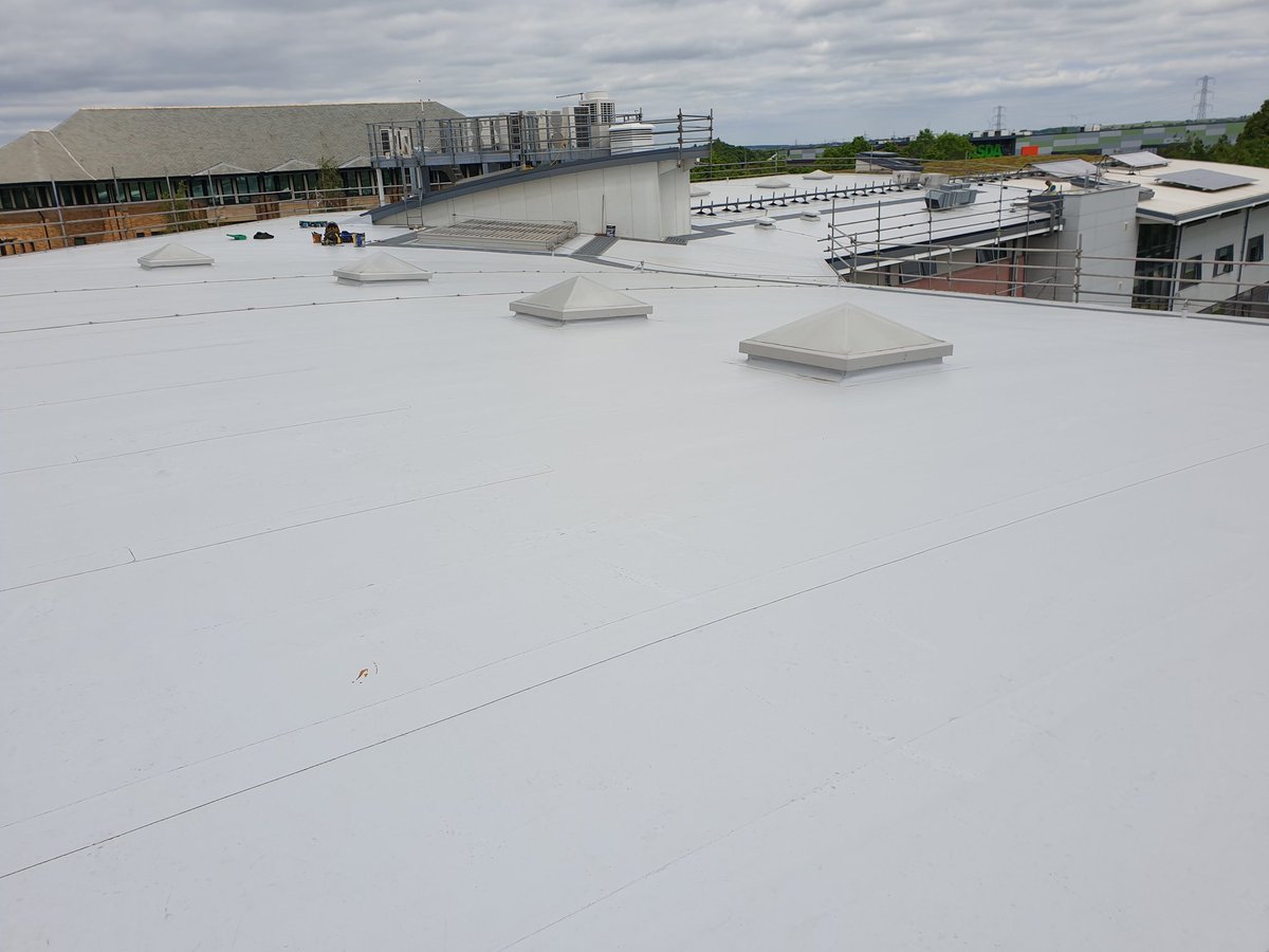 Great refurbishment of this College building in Sheffield using @SikaSarnafilUK The insulation was also upgraded with Sikatherm insulation.