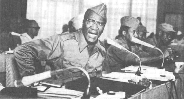 Campel224's tweet photo. Il etait 09:00h le 22 novembre 1970, lorsque par la voix de HADJA MAFORY BANGOURA à la radio conakry appelant à la resistance du peuple, Que toute la GUINÉE se réveille et se mobilise comme un seul homme pour ECRASER les agresseurs dans le pays. nous avons perdus plus de 350 rip https://t.co/njniyVk9vX