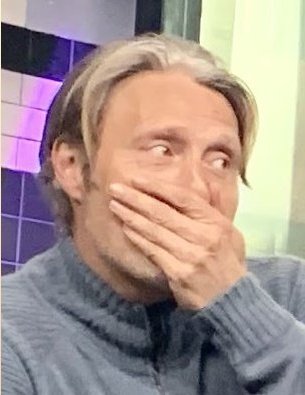Evalie3689's tweet photo. These two are such cutie patooties. I am missing them together so much. How I wish for #Hannibal Season 4! https://t.co/9pBDN8hfqg