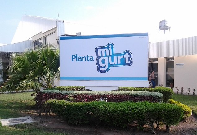 Queremos Felicitar a todos nuestros compañer@s de Planta MiGurt por su noveno aniversario, brindando un producto de gran calidad y sabor! Felicidades y que sigan sumando años de esfuerzos y de trabajo honesto del bueno!