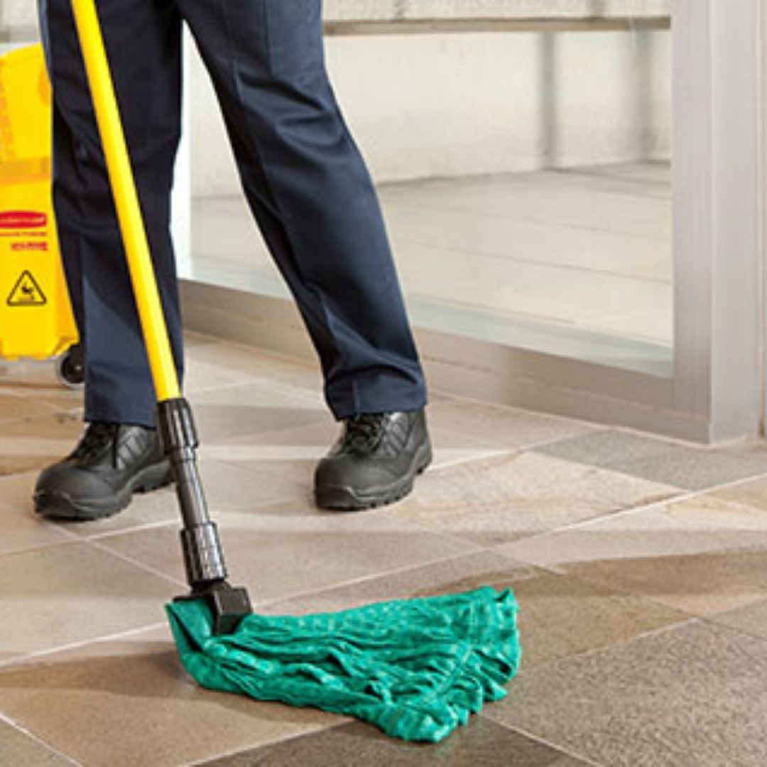 WaggsLTD's tweet photo. With winter snows and ice comes salt. All that salt means salt residue is an inevitable consequence that trickles in on your floors. Regular cleaning with a high-quality microfibre mop is simply essential. Ask us about our convenient mop services program! #MopRentals https://t.co/atjZzlN0iE