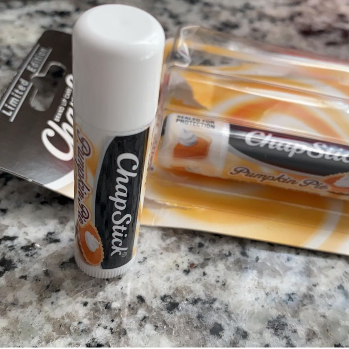 CatherineEliz's tweet photo. #ChapStickObsessed #complimentary @chapstick @Influenster https://t.co/ZIQK8LUGmZ