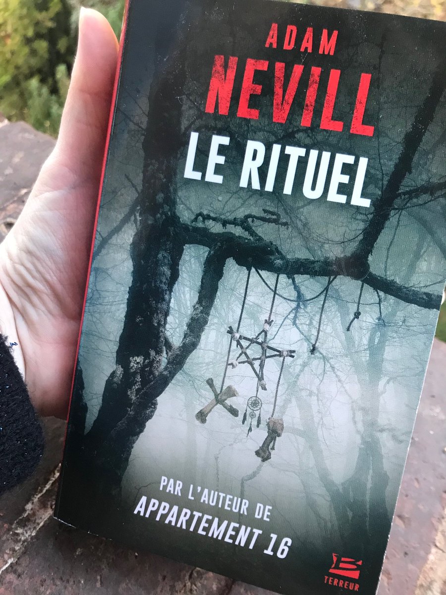 TiffanyBriar's tweet photo. #Astuce1 : Le #Rituel. Sans surprise, comme le livre est génial, comme le film. Mais il faut que je vous parle de sa structure, de son découpage. https://t.co/nNopcivgSn
