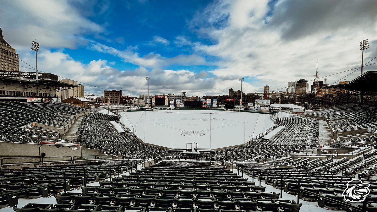 RocRedWings's tweet photo. Our annual, obligatory first snowfall of the winter ballpark pic #rocthewinter https://t.co/9pBLTrGrqx