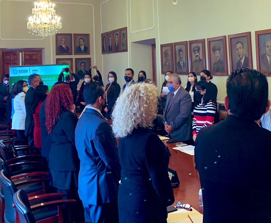 ssaslp's tweet photo. El Director General de los Servicios de Salud en San Luis Potosí, Daniel Acosta Díaz de León, acudió a la instalación del Sistema Estatal para la Prevención, Atención, Sanción y Erradicación de la Violencia contra las Mujeres #SEPASEVM. @IMESSLP https://t.co/dugEcUmAqZ