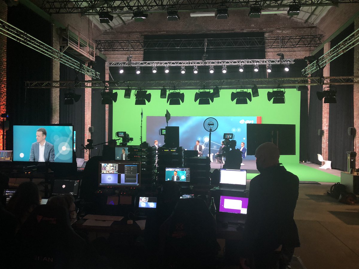 Behind the scenes: Last Q&amp;A after a very long day. Thank you to all colleagues who contributed to CMD21 on IR and Coms side!!