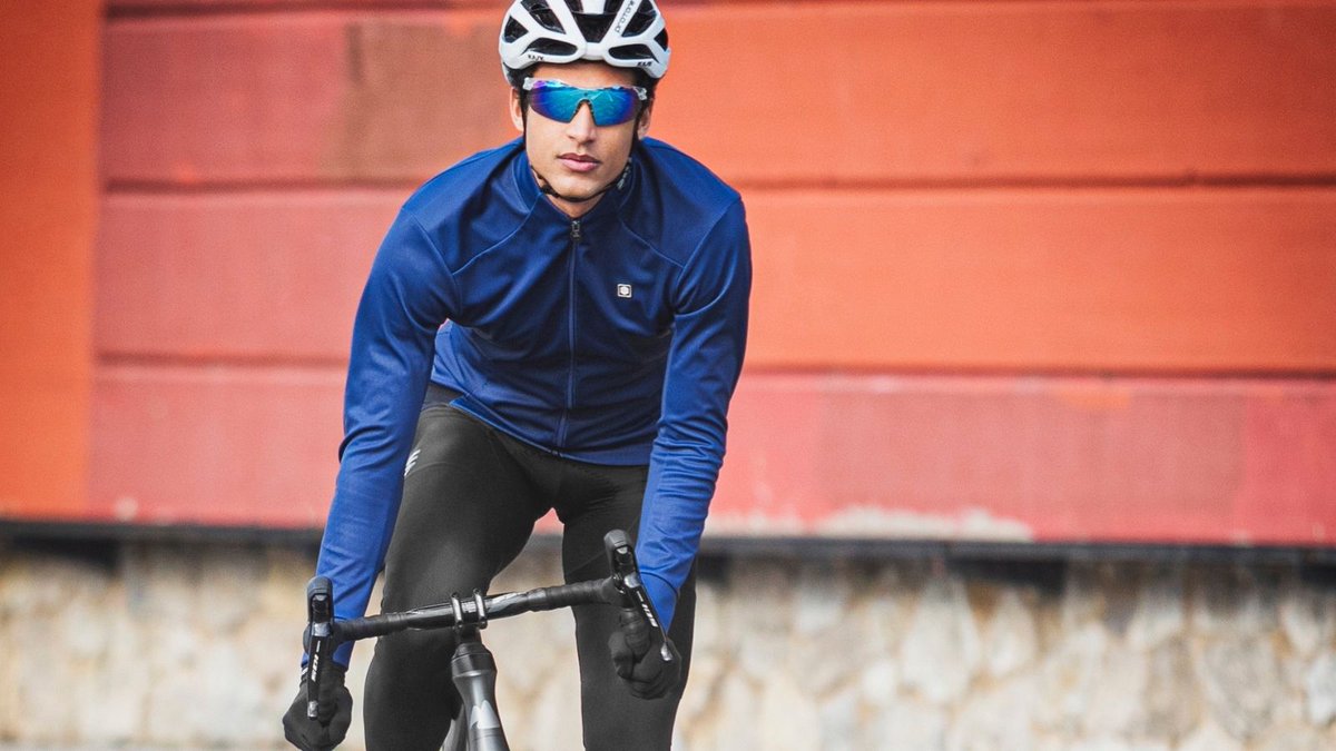 Winter is on my head, but eternal spring is in my #Siroko