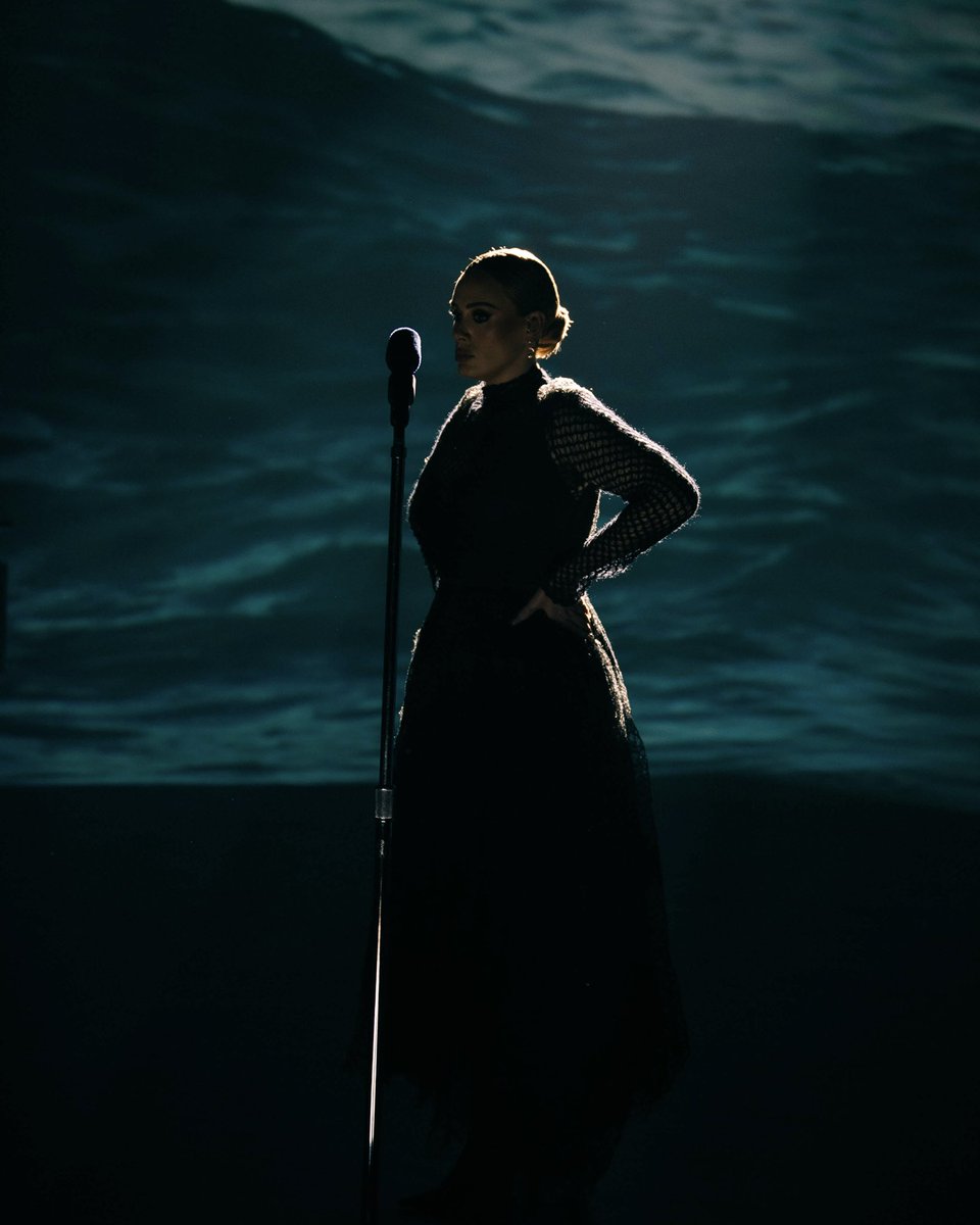 Adele's tweet image. NRJ Awards 2021 🇫🇷
youtu.be/ffcitRgiNDs