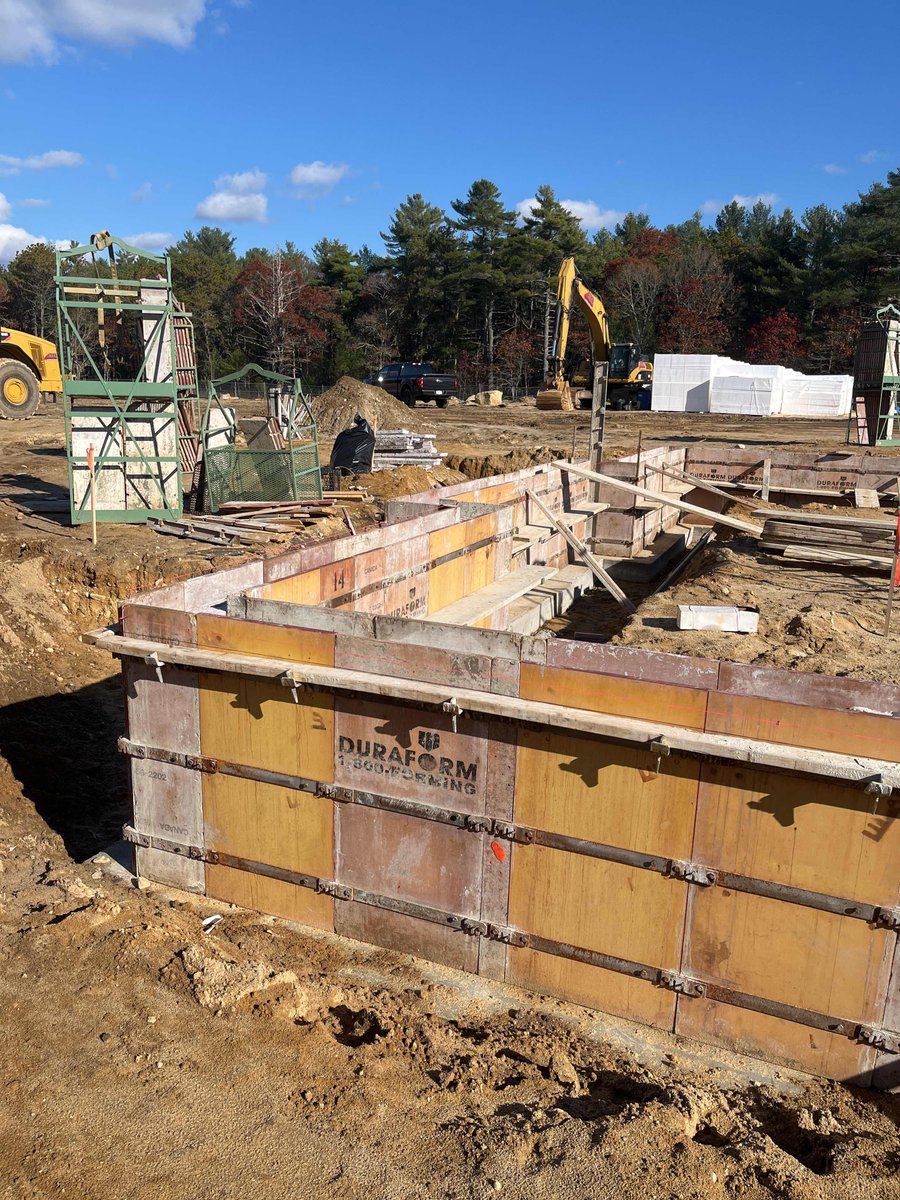 DakotaPartners_'s tweet photo. Work has begun at Woodland Cove in Wareham, MA.
All of the buildings will be constructed using #PassiveHouse design principles and each individual unit will contain Energy Star appliances to ensure high-energy efficiency year round #DakotaDevelopments #CreatingHousingThatMatters https://t.co/RkLykSyIYp