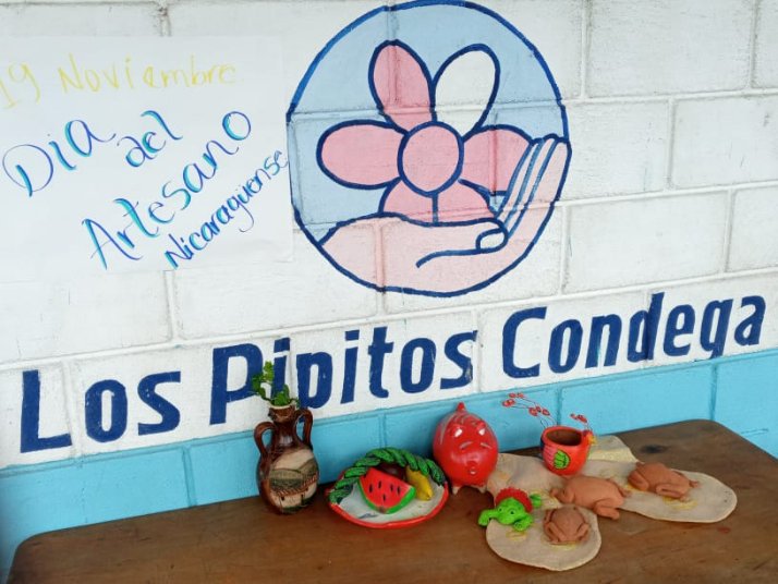 LPipitos's tweet image. Los Pipitos Condega trabaja habilidades con niños y niñas de primera infancia, a través de la elaboración de manualidades.