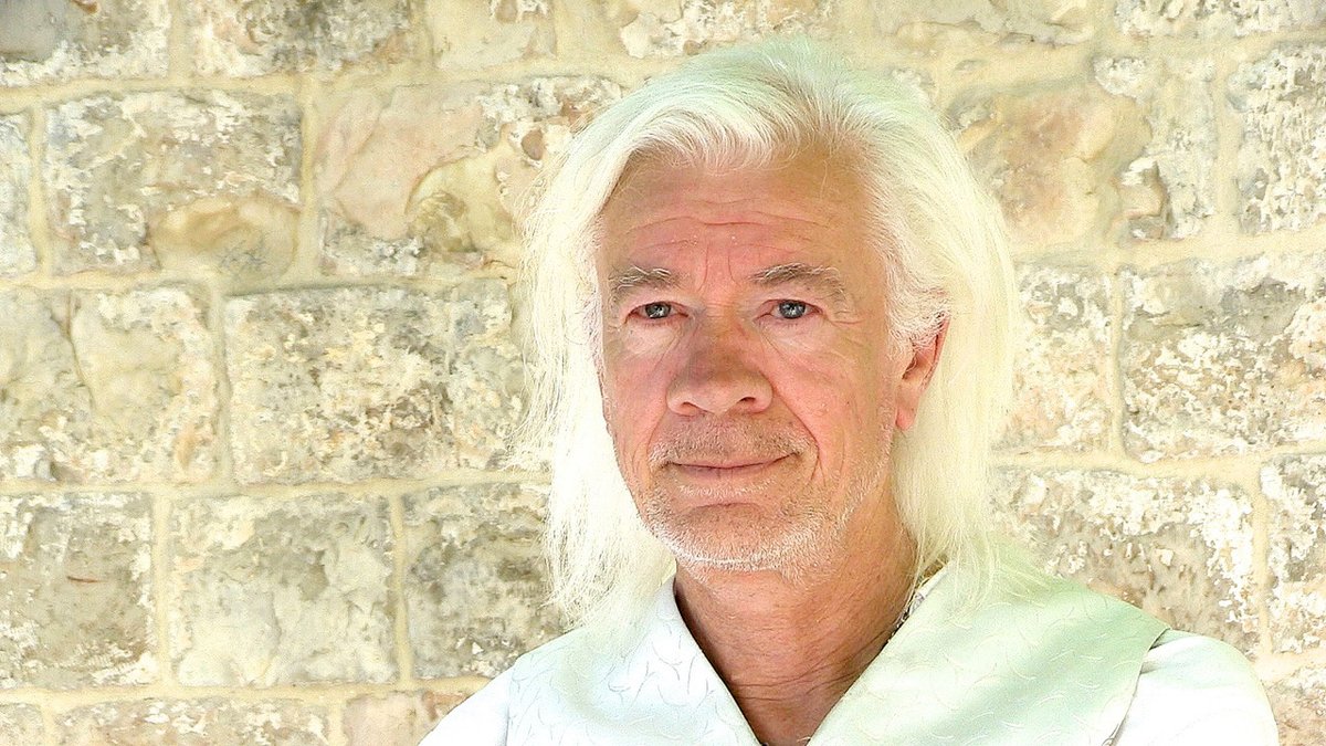 Lars_Muhl's tweet photo. The Healing Consciousness (Das Heilende Bewusstsein) – online workshop with Lars Muhl for Wrage in English with German translation, 27-28 November 2021. Read more here: https://t.co/VM642dWyyq https://t.co/kNSuQKHd17