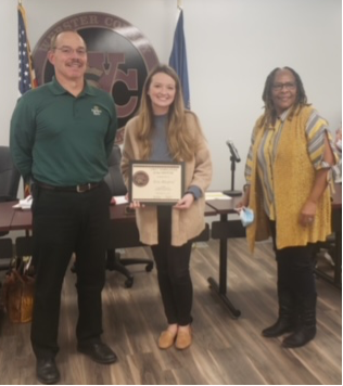 webster_co's tweet photo. Congratulations to Erin Blanford, WCMS Teacher, and Carolyn Drury, Providence Elementary Instructional Assistant, for being named the November 1WC Employees of the Month! We appreciate all you do for WC! #1WC https://t.co/gzy6mCNsTw