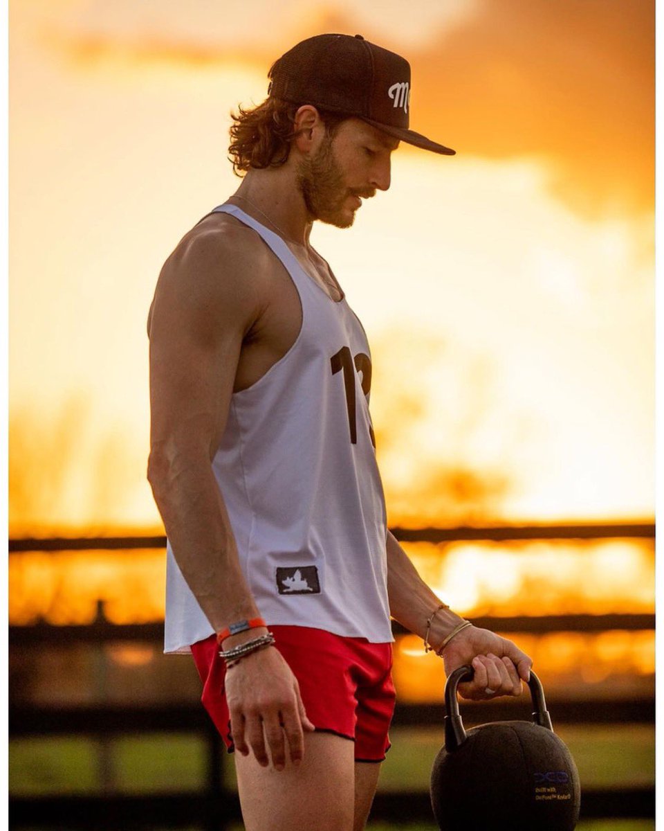 A 2% loss in hydration can cause a 20% decline in mental and physical performance. We will make sure this doesn’t happen to you 🚸

#worldsfastesthydration 
#performatyourbest 
#morefromwater