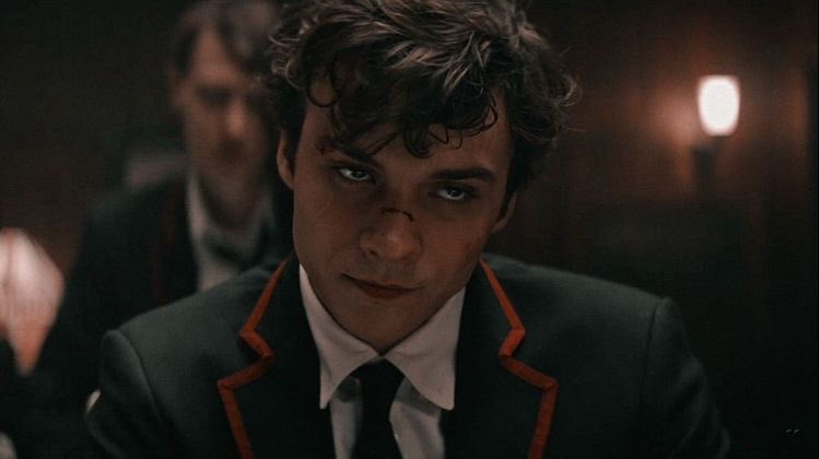 Sad_Malfoy's tweet photo. #MarcusLopez : Fucking hate people like you.

[#DeadlyClass #benjaminwadsworth #MattheoRiddle] https://t.co/QCycG1Ed4Y