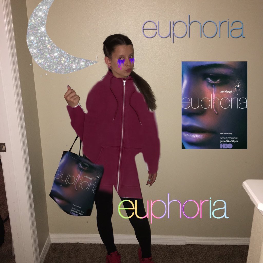 youngbrokeyfabx's tweet photo. Que bueno que ya se va estrenar la nueva temporada de Euphoria por que ya necesito crear una nueva personalidad a base de esa serie. https://t.co/hLMf9r8kXn