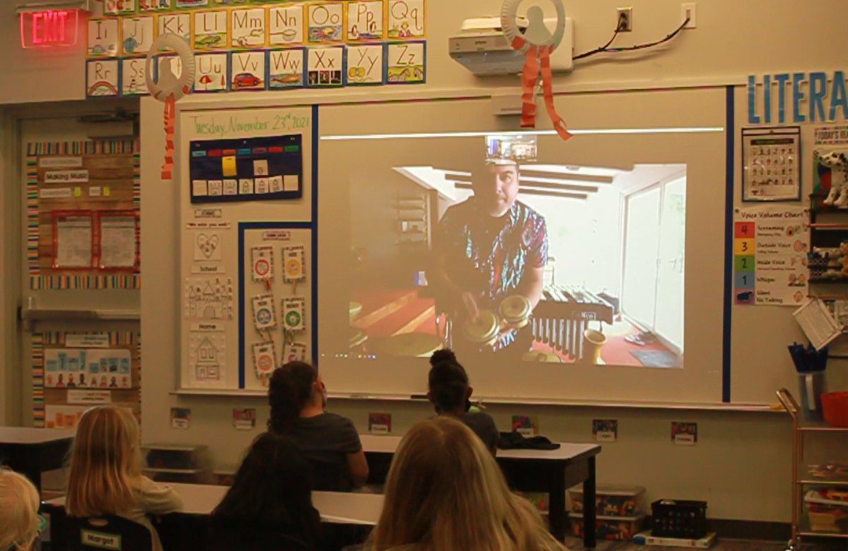 mshalegillroy's tweet photo. Ss @Cassell_Park Pre-K conducting a Making Music Study investigation hosted percussionist/Band Leader, Pablo Sanhueza, of @kclatinjazz via Zoom. Active in discussion/shared writing as Ss explored the q "what instruments can we play by hitting,tapping,or shaking them?" #isdstrong https://t.co/qm7iKkh0lk
