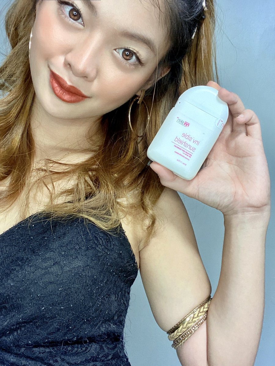 _zhaneey's tweet photo. I need to protect myself from the radiation caused by gadgets from online selling, gotta have this!✨ https://t.co/zMOVQS6LK0
