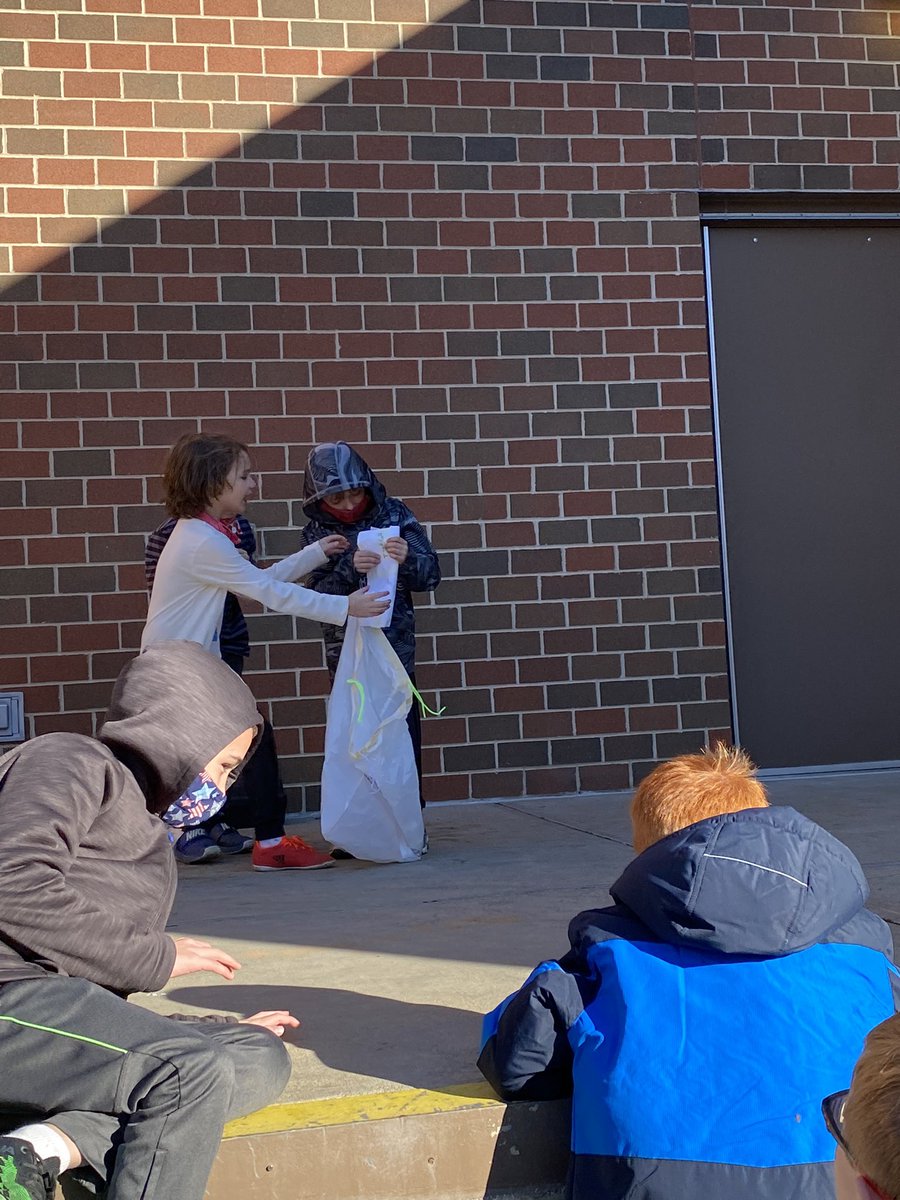 Bellar Bunch tweet media