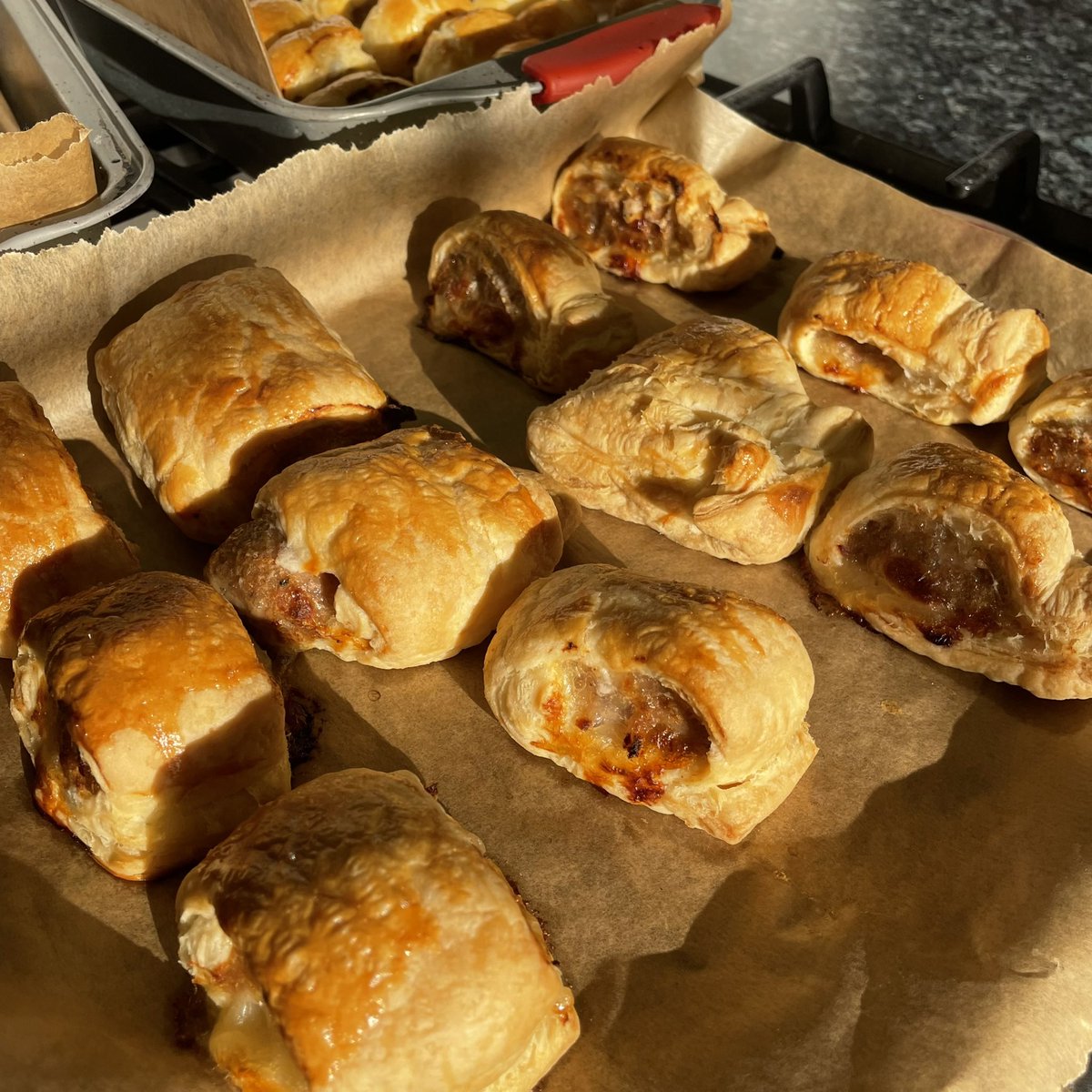 wvcsimon's tweet photo. Great day with KS3 today @WVCSurrey Our e-safety session turned into a display, we tested our numeracy skills at the supermarket then made sausage rolls 🙌🏼 #PRUkidscan #ThisIsAP #TeamWVC #APworks https://t.co/RjE5HwAL9M