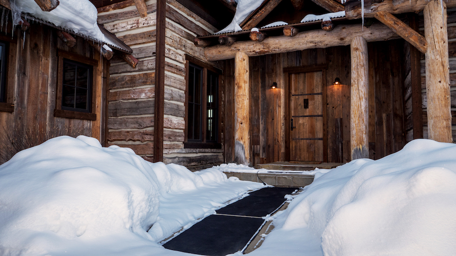 The outdoor living market is expanding to meet rising demand from buyers looking for homes with patios, decks, and backyards. These products can winterize homes to allow homeowners to enjoy their outdoor spaces year-round: loom.ly/OD3T8_I