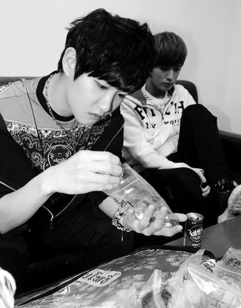 blockbfile's tweet image. #비범