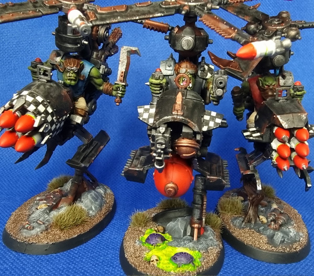 PaintsPirate's tweet photo. #miniaturepainting #orks #deffkoptas #40k https://t.co/W9CkNpL2o7