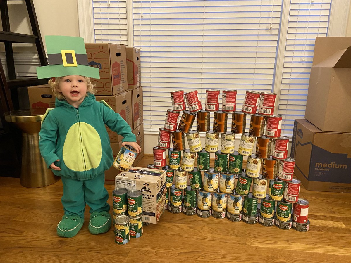 lschultzAVE's tweet photo. Join @AvenueDevel in 1st annual canned food sculpture contest! Our little leprechaun over the rainbow 😂 Donate cans locally! #DevelopmentwithPurpose https://t.co/xoW4cDMmdy