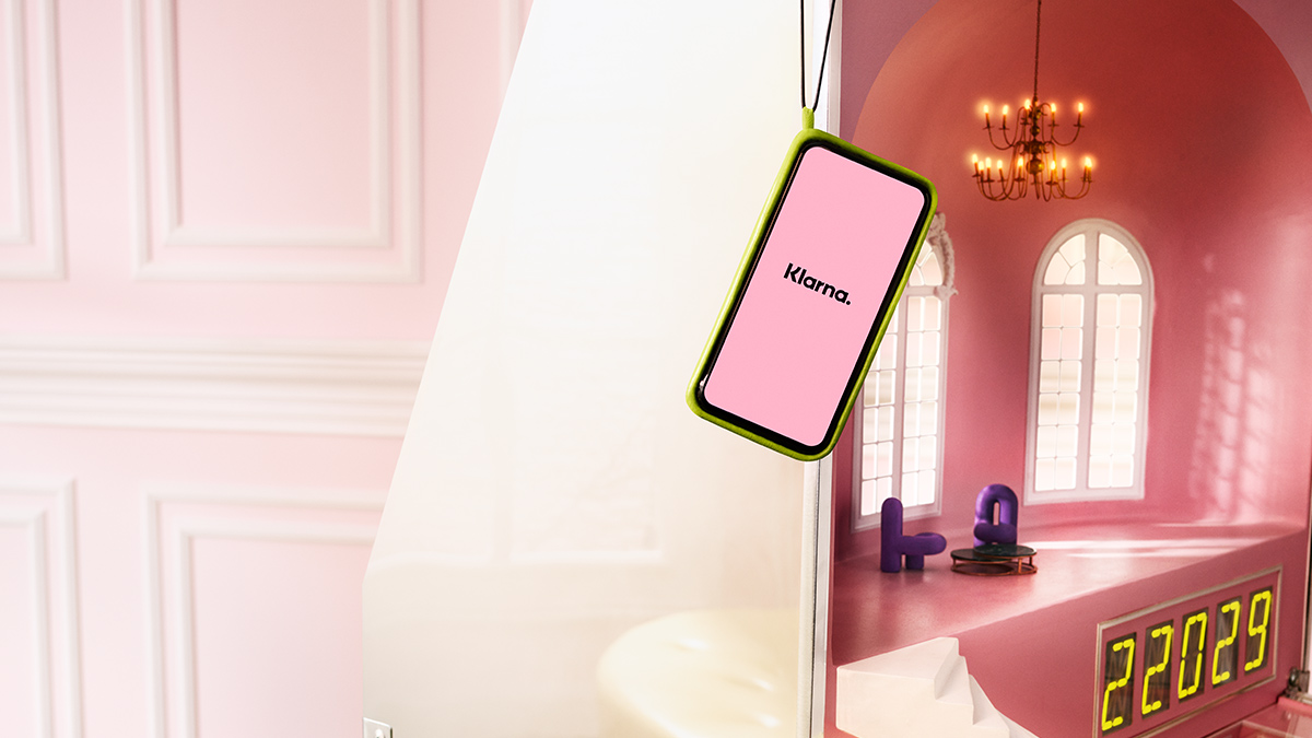 prenics's tweet photo. Shoppa nu, betala senare. Vi har lanserat med @klarna, vår nya partner som erbjuder flexibla betalningsalternativ i kassan! Med Klarna får du 30 dagar att bestämma om du vill behålla varorna innan betalningen förfaller. Helt utan räntor och avgifter! #smooothshopping #klarna https://t.co/sINloXyPFc