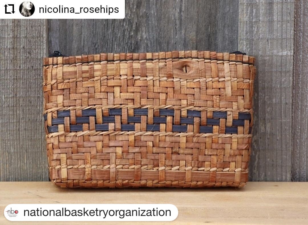 NatBasketOrg's tweet photo. It's Traditional Craft Tuesday and makers are gearing up for the holiday season. Nicole has made a stunning modern handbag using traditional techniques and materials. Will be available at the @handworkmarket in Port Townsend on Saturday, December 4th! See IG post for information. https://t.co/kiWh2b8aEQ