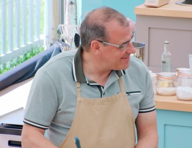 MercuryTheo's tweet photo. Nothing but respect for my winner of bake off, Jurgen 

#GBBO https://t.co/rGO2VkKztL
