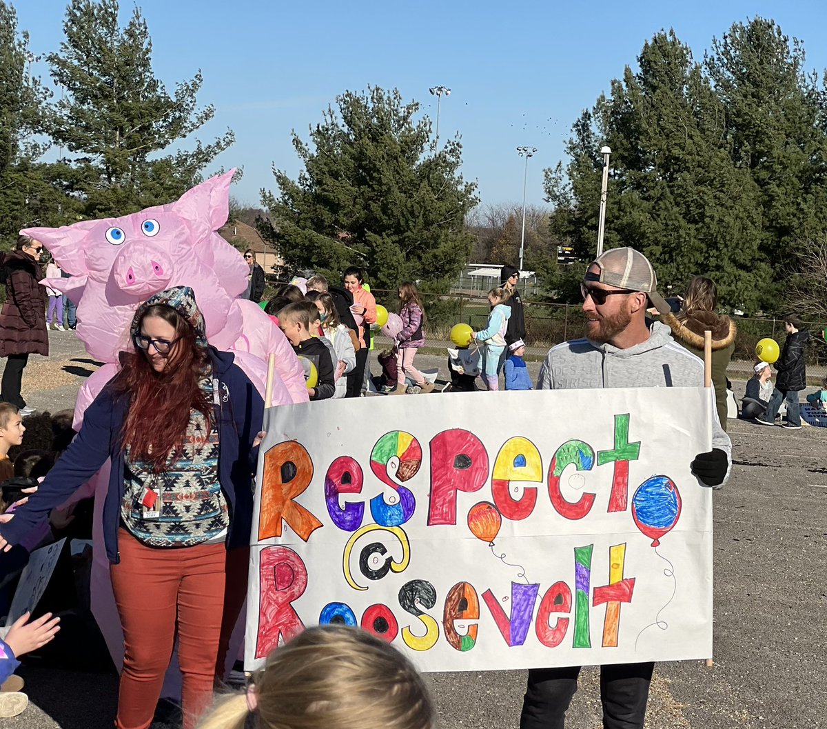 We hosted our very own Macy’s Day Parade this afternoon. Our theme was Respect at Roosevelt. What a fun activity!
#TheKnightWay #BetterTogether