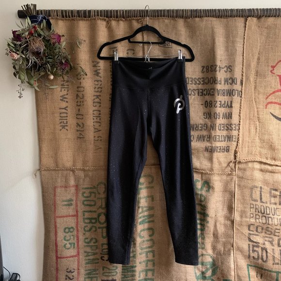 Jocepandasclos1's tweet image. So good I had to share! Check out all the items I&apos;m loving on @Poshmarkapp #poshmark #fashion #style #shopmycloset #seedescription #peloton #tommyhilfiger: posh.mk/mQ20FDtzqlb