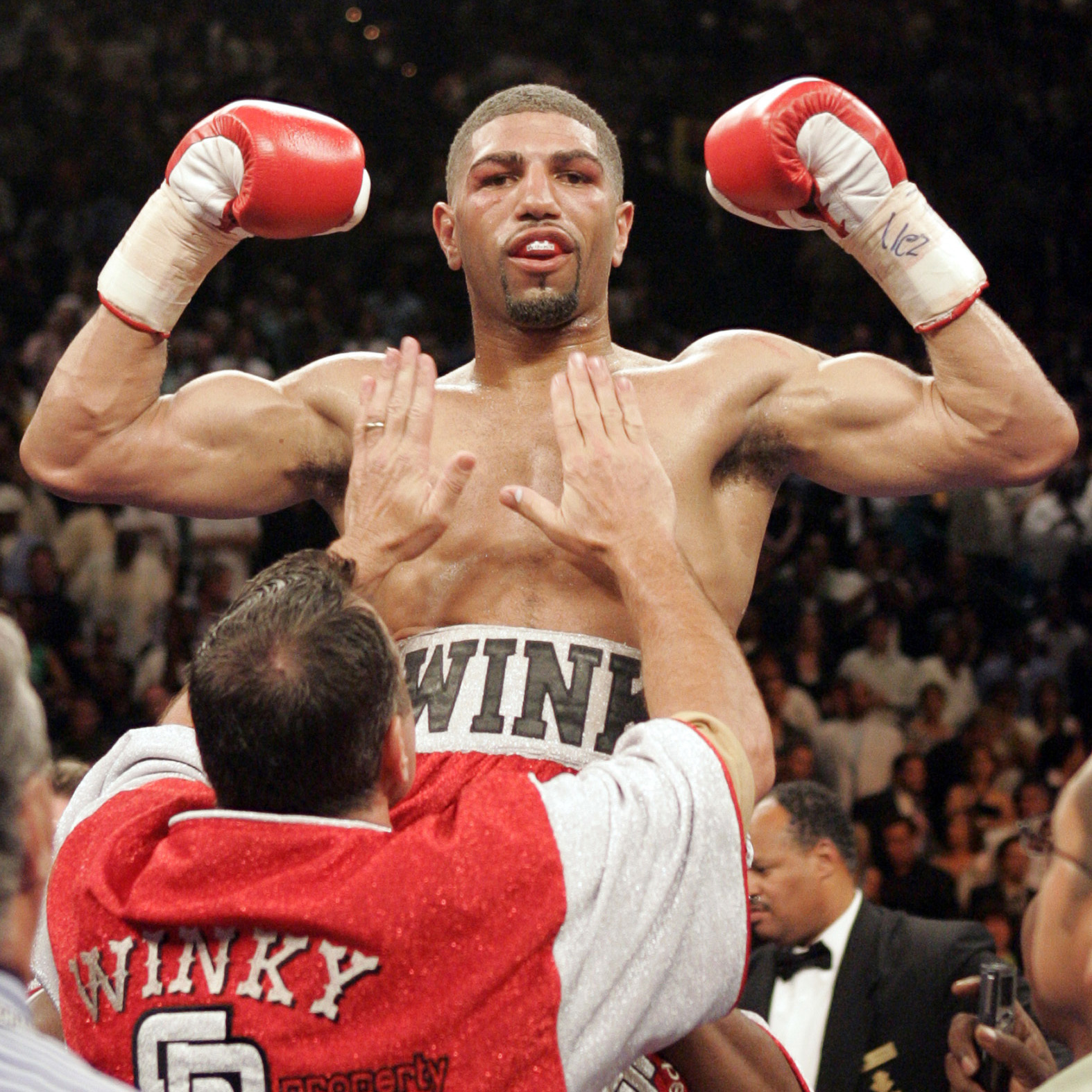 HAPPY BIRTHDAY WINKY! Wishing former undisputed super welterweight champ Ronald \"Winky\" Wright a great day 
