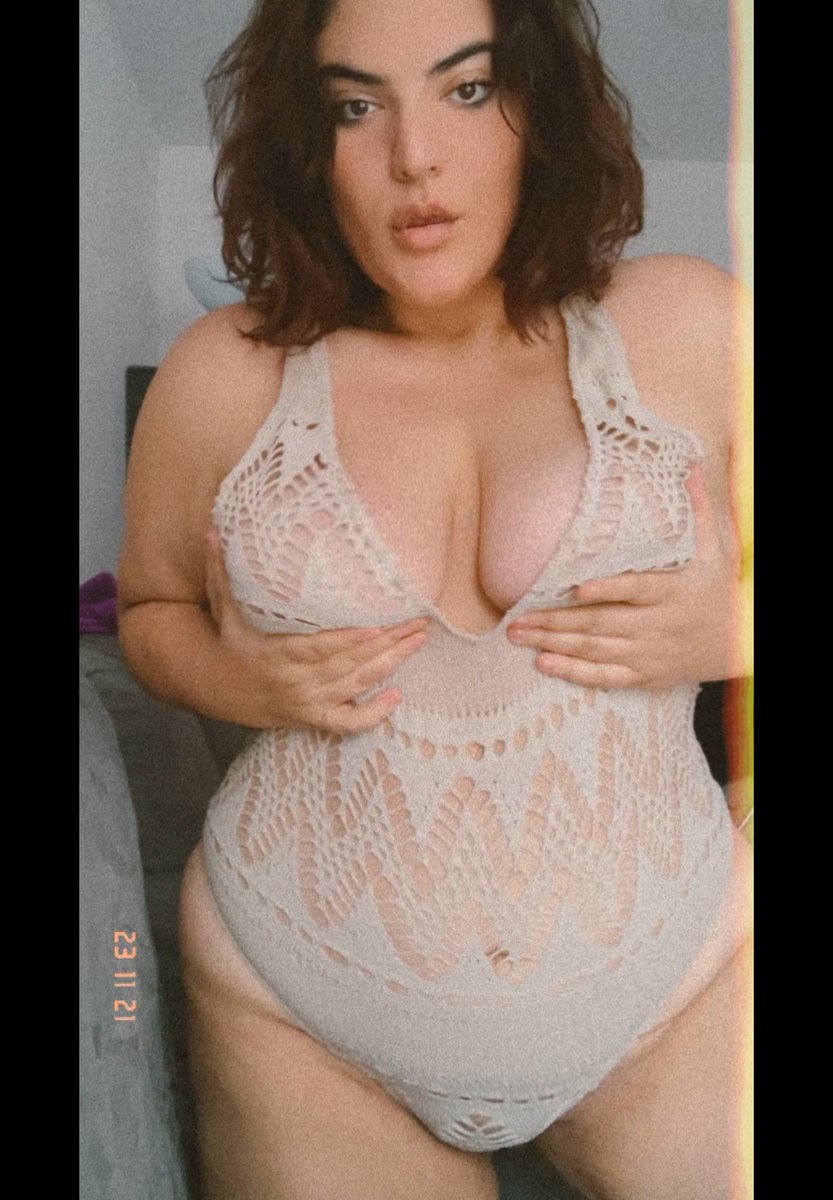 palermo_violeta's tweet photo. This is a capture of a video, if you want to see it in full, go to my only and subscribe for more content ❤️🔥🔥🔥 I leave you here the link ➡️ https://t.co/ftJSiJmj1x
#onlyfanspromo #SugarDaddys #onlyfans #curvy #curvybooty https://t.co/dy9wtiwdRL