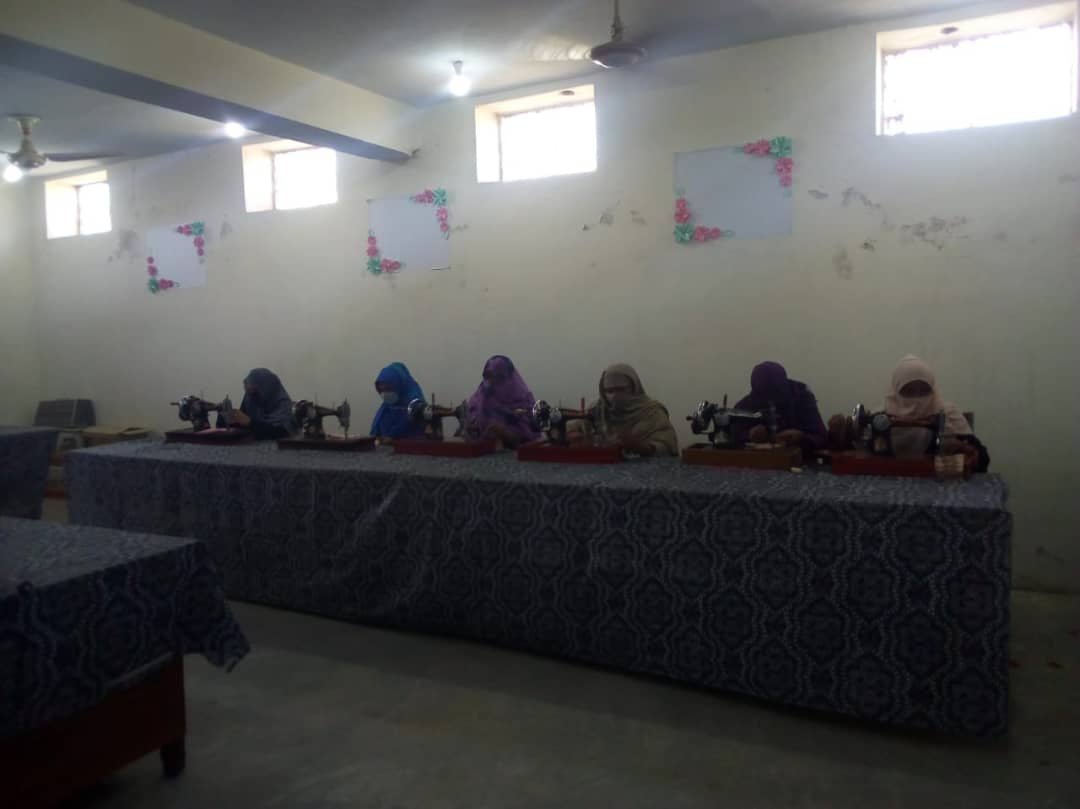 woice_official's tweet photo. WOICE Hunar Ghar Jhang:

Ms. Sehar Ambreen Director Dawah MWL inaugrated Hunar Ghar in Jhang on behalf of Director WOICE Mrs. Ayesha Mubashir. Ms. Samina Rehman initiated the Hunar Ghar with an aim to made the women independent and skilfull. 

#ServingHumanity  #WOICE #HunarGhar https://t.co/1htvdxYErP