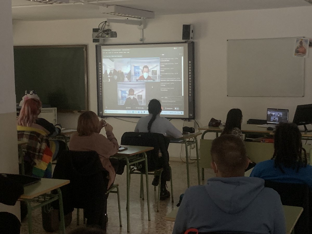 gregorioferva's tweet photo. Esta semana en 2º de Integración Social hemos contado con una sesión de Accesibilidad en dispositivos a cargo de Apple.
Gracias Jesús y Pablo, cómo siempre, por ayudarnos a derribar barreras, especialmente en la comunicación
#todayatapple #DH_prime_GF #integracionsocialGF https://t.co/umdAsiKyfG