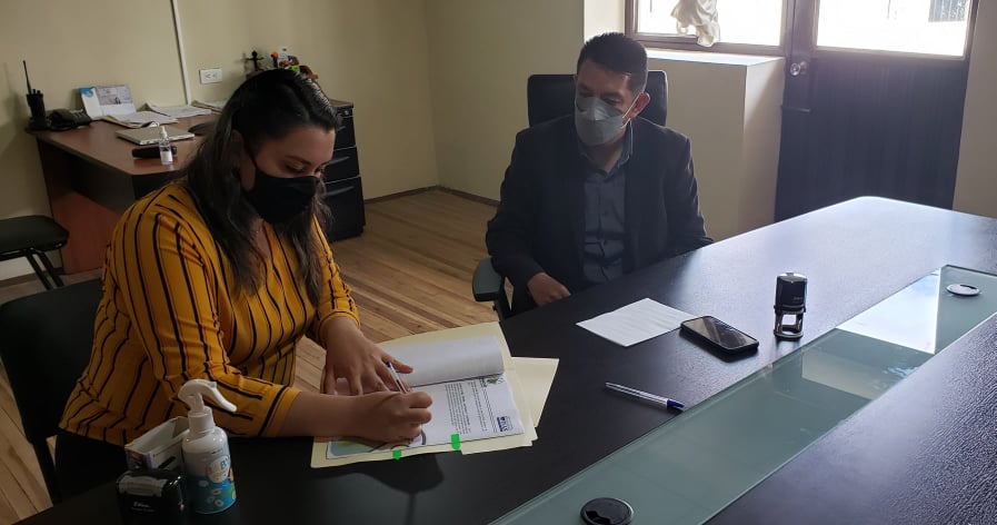 EmmaicjE's tweet photo. El día de hoy, se firmó el Convenio Marco de Cooperación Interinstitucional entre la #EMMAICJEP y el Instituto Tecnológico Integración Andina #INAN sede Cantón Girón. https://t.co/Xihl3LA3sY