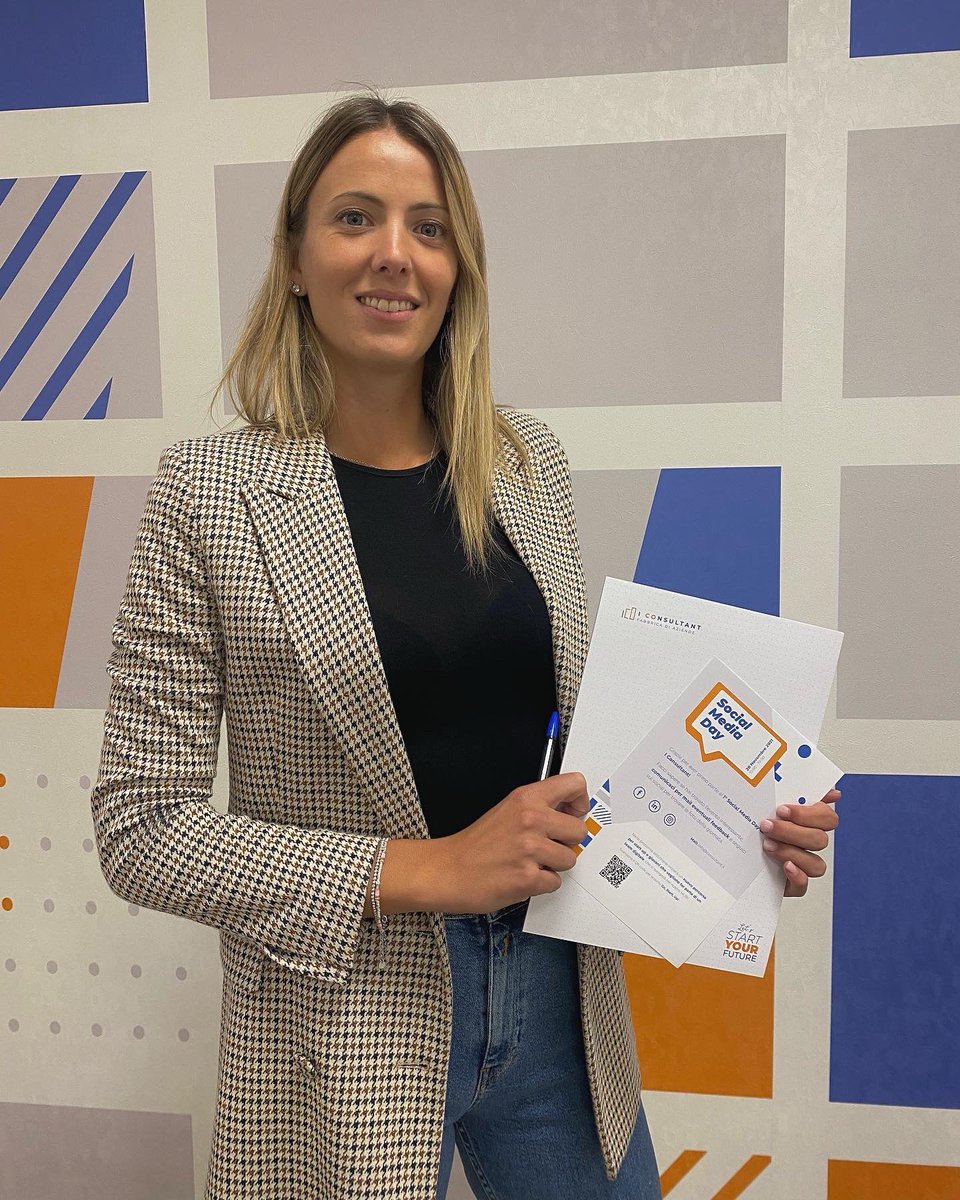 MariaMasini11's tweet photo. 📱#SocialMediaDay -Il 1° evento formativo in Toscana verticale sul #socialmediamarketing .

👩🏼‍💻Grazie per avermi invitata come speaker per raccontare la mia esperienza professionale in questo campo!

💡E' stato un piacere condividere spunti, idee e...svelare qualche aneddoto! https://t.co/nIw0ybRudf