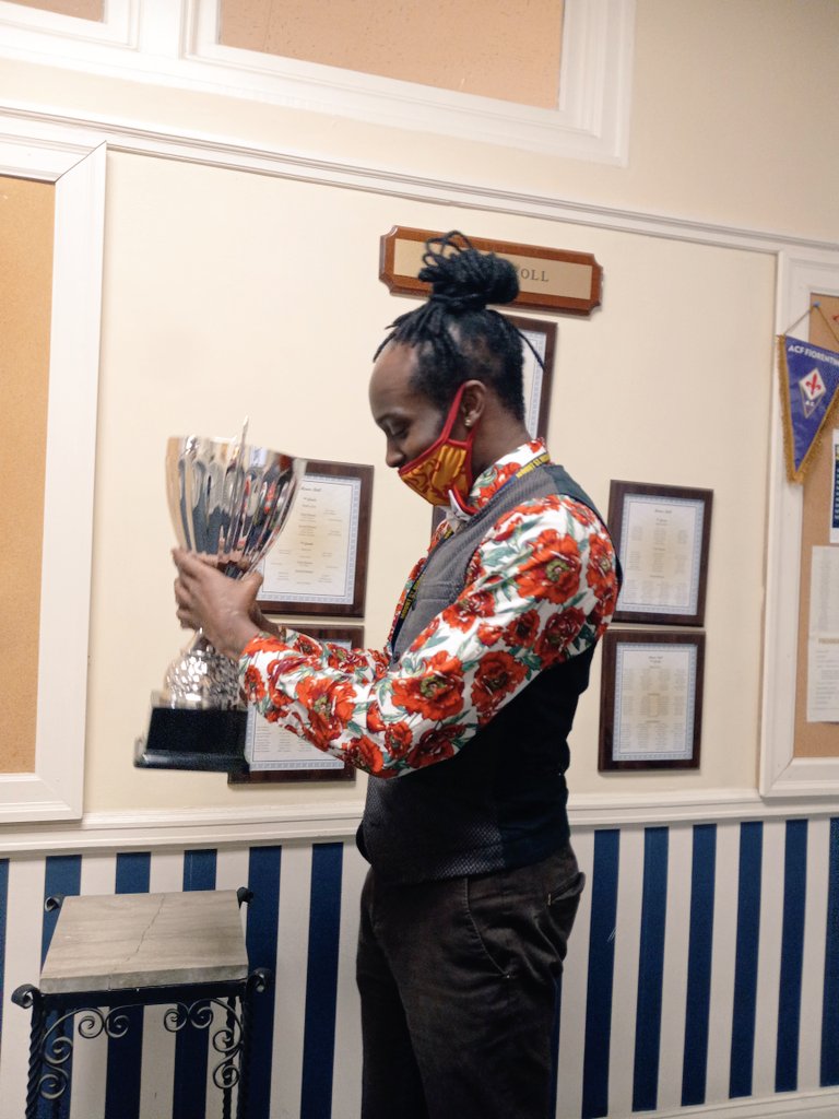 MountToday's tweet photo. #MountBx JHS students achieved 1st Place in Math scores on the recent round of Math testing in the NE/Bronx region, which consists of 17 Catholic schools. "The Holy Grail made it to its new home at Mount." Gregg Thomas, Math Teacher. #TheMountBx #AllBoys #Grades6through12 https://t.co/CmOslVrCw6