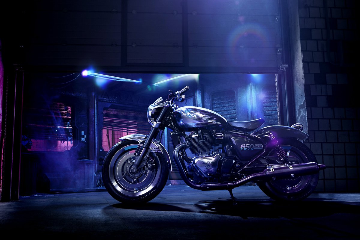 YSAutoStory's tweet photo. @royalenfield unveils its #SG650Concept motorcycle at #EICMA2021. A neo-retro interpretation that pushes the boundaries of what a Royal Enfield motorcycle could look like, while still celebrating the iconic Royal Enfield DNA. https://t.co/JpHtswdBFv