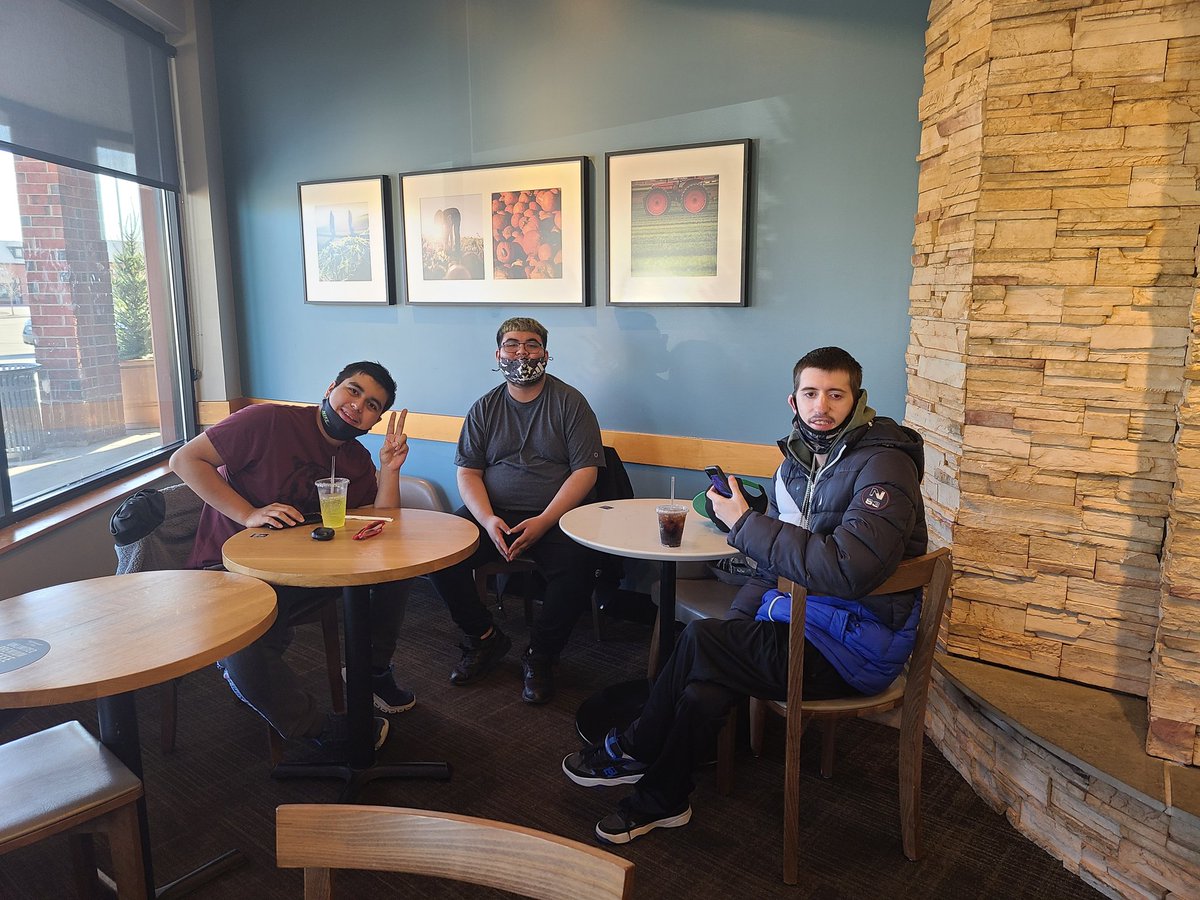 D88Transition's tweet photo. Enjoying the morning hanging out at Panera, talking about our Thanksgiving plans. https://t.co/gIumNQwtvD