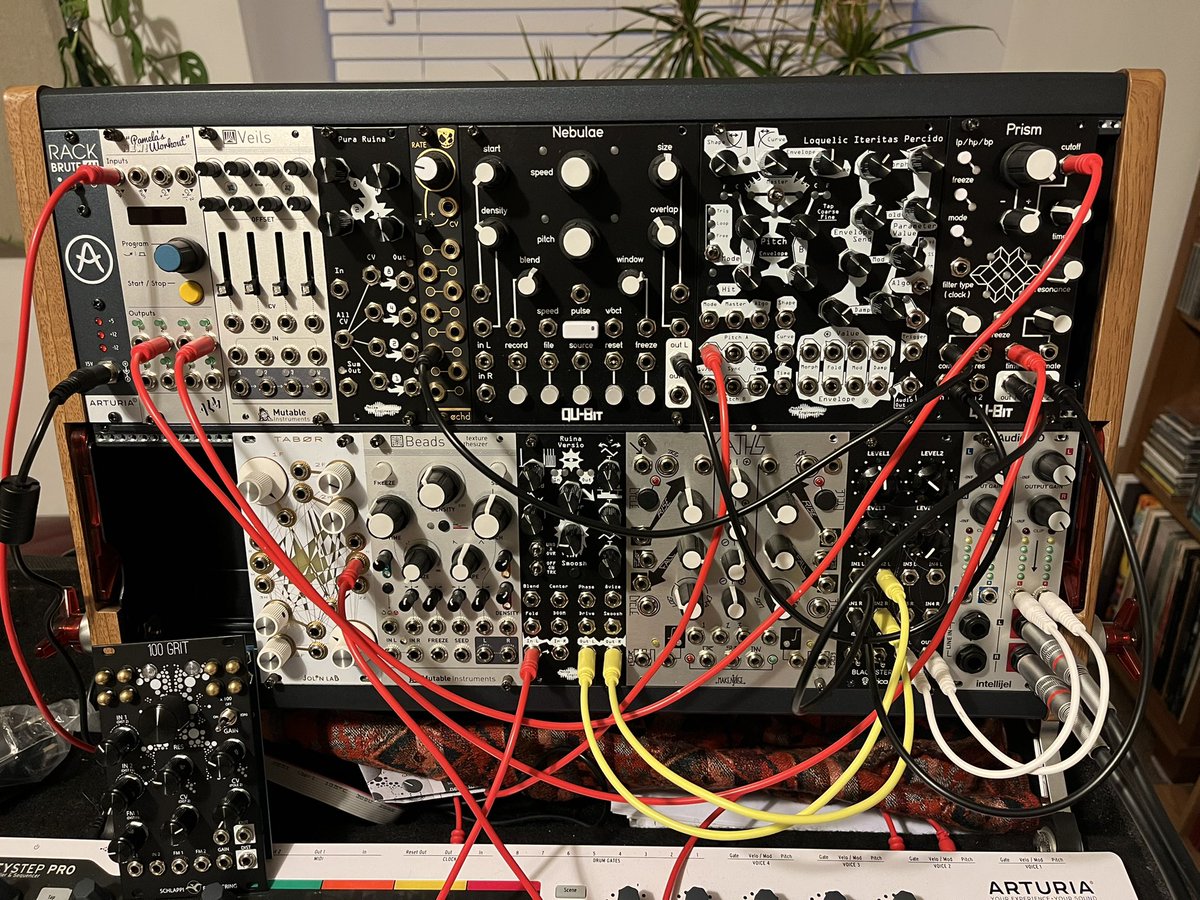 Damn, ran out of space. That happened sooner than expected! #modularsynth #eurorack #noise #firstworldmodularproblems