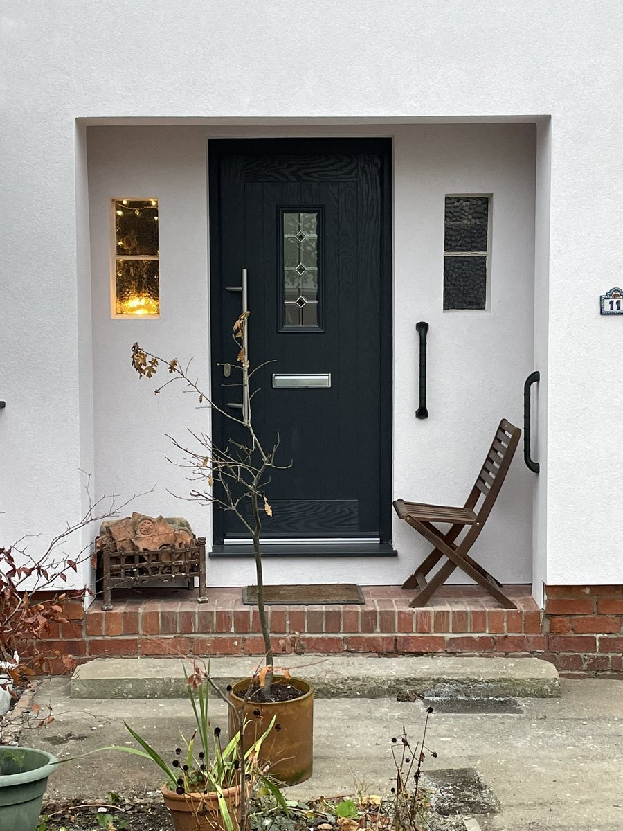 Scott_TRS's tweet photo. Job completed in Bromley Heath full 90mm Insulated silicone system @ewipro all supplied by @ewibristol. #EWI #Render #bristolrender #bristolrenderers #TRS TRS - The Rendering Specialists https://t.co/OEpTepPXjF