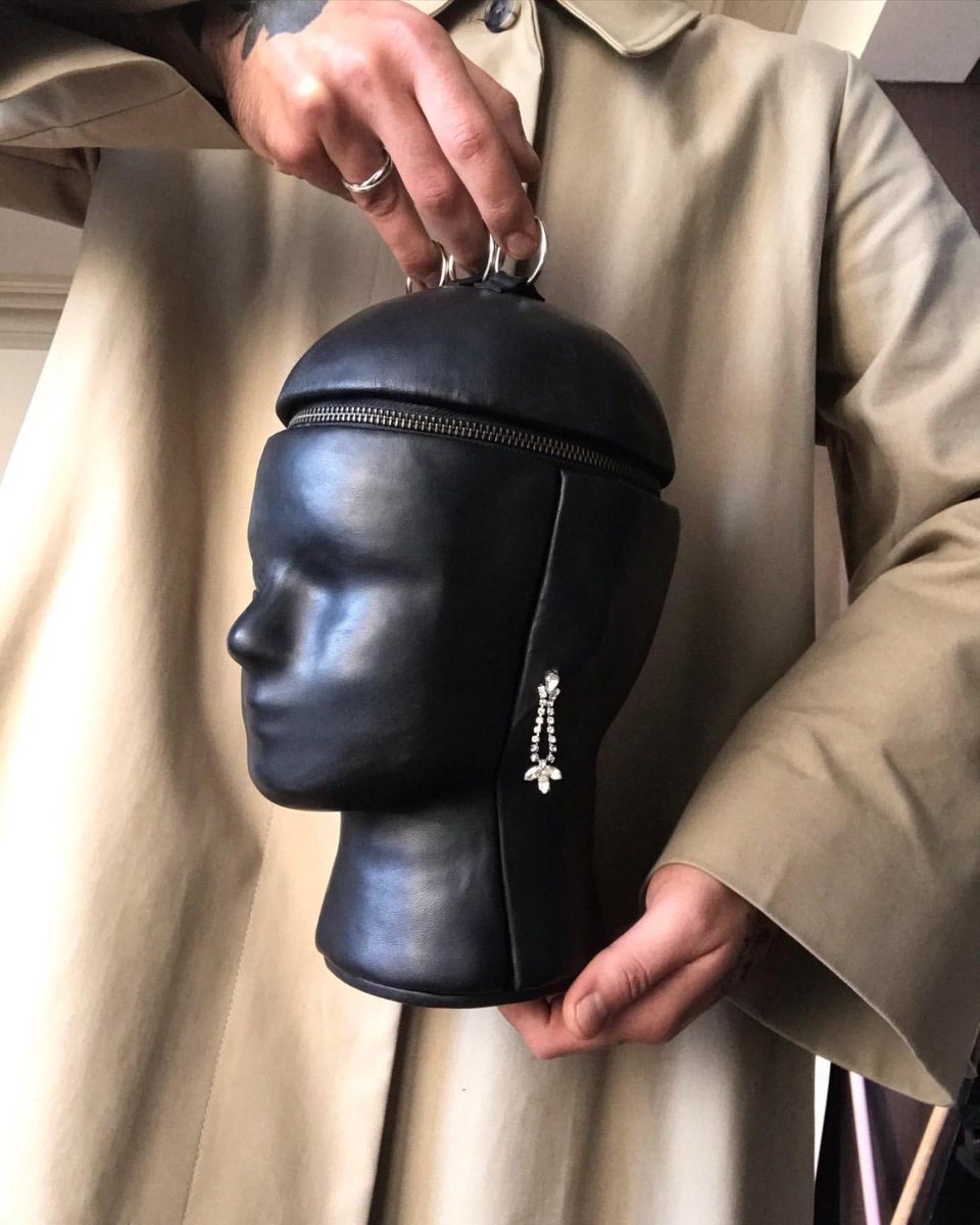 MIUCClAMUSE's tweet photo. bags by shalva nikvashvili https://t.co/VJBGOq1qUk