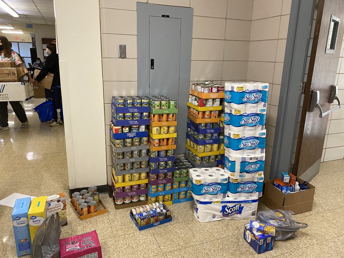 OHSAPChem's tweet photo. Way to show up @OHS_Tigers !  Juniors absolutely slayed the food drive this year!  Super impressed Tigers-biggest food drive in recent memory! And this was our second haul of the month.  @MehlvilleSD https://t.co/aSozoq0Tuy