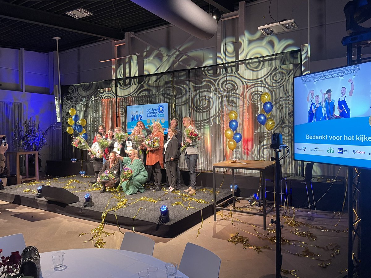 GoldenServiceAwards (@gsawards) on Twitter photo Bedankt jury, bedankt sponsoren en dank aan alle partijen die mensen hebben ingeschreven. Bedankt ook spreekstalmeester <a href="/miggelbrink/">miggelbrink</a> Bedankt jury, bedankt sponsoren en dank aan alle partijen die mensen hebben ingeschreven. Bedankt ook spreekstalmeester <a href="/miggelbrink/">miggelbrink</a>